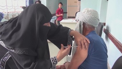 Yemen reports low turnout for COVID vaccinations