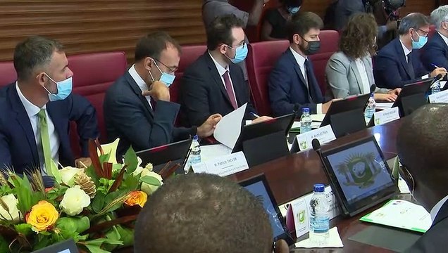 Coopération France - Côte d'Ivoire : Les travaux pour le 3e phase de C2D lancés à Abidjan