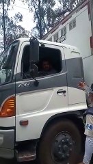 Piloto de camión conducía "ebrio" en ruta al Pacífico