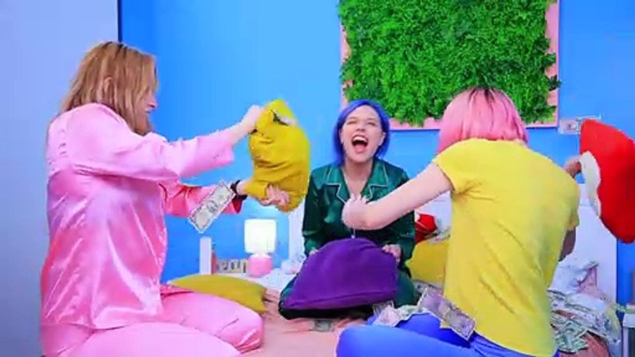16 Slumber Party Pranks And Hacks!