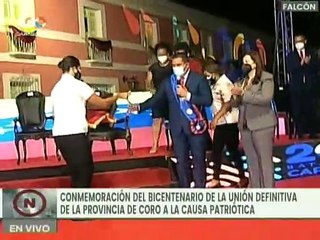 Gob. Víctor Clark entrega Orden Josefa Camejo a Min. Carolys Pérez y la Dip. María León