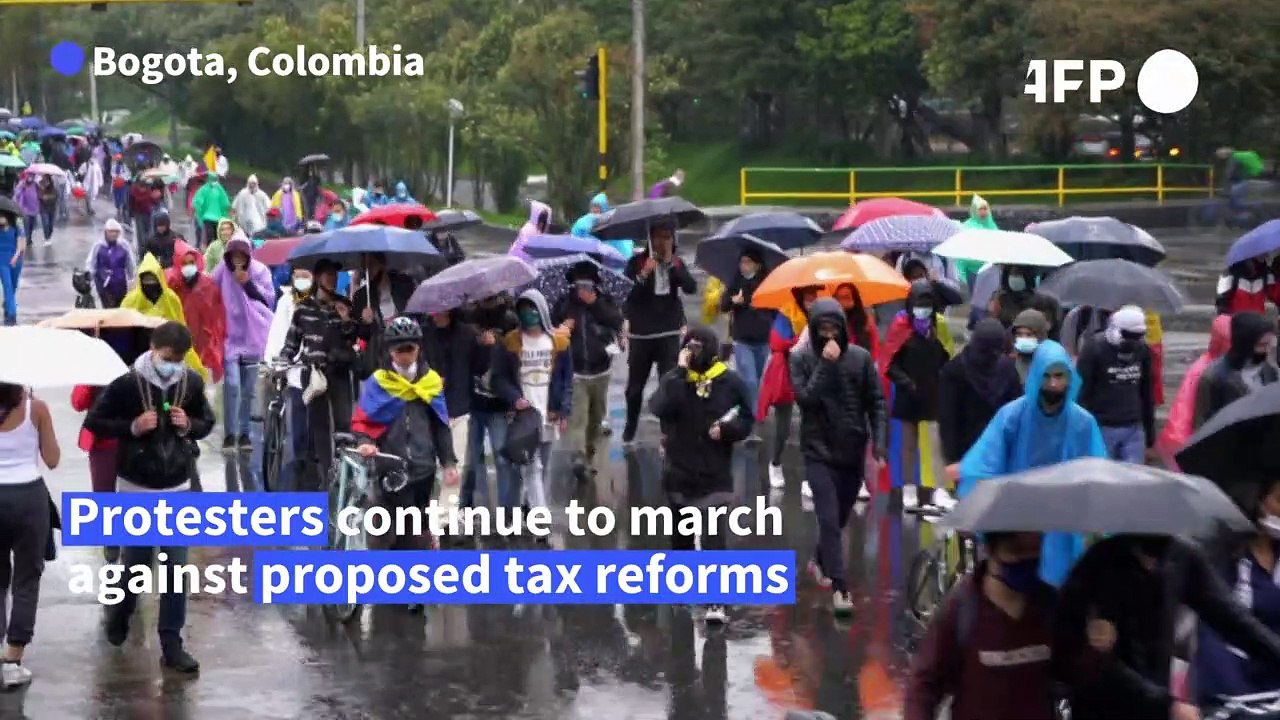Protests continue in Colombia despite military presence