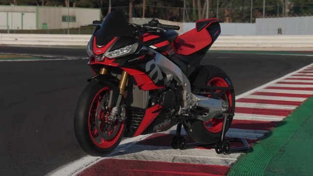 Aprilia Tuono V4 Factory Preview