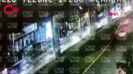 Meksika'da üst geçit faciası: 15 ölü, 70 yaralı