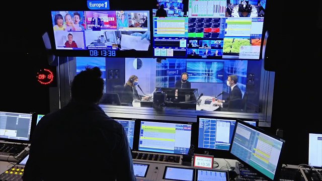 Vaccination des plus de 18 ans fragiles sans certificat : Véran défend le choix du pragmatisme