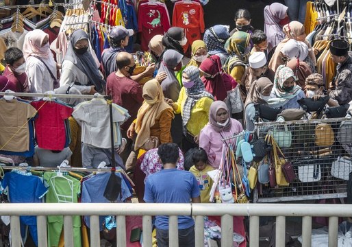 Edukasi Sudah Hilang dalam Penegakan Protokol Kesehatan