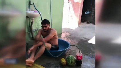 Adanalı vatandaştan leğende tatil keyfi