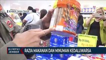 Petugas Gabungan Razia Makanan dan Minuman Kedaluwarsa