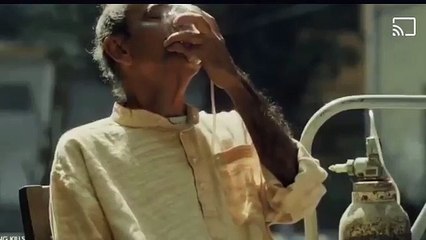 ఆక్సిజన్‌ సిలిండర్‌ తో తాత స్మోకింగ్‌.. నెట్టింట్లో వైరల్‌ వీడియో