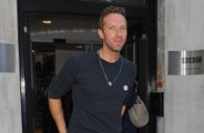 Chris Martin mentoring American Idol contestants in Coldplay-themed episode