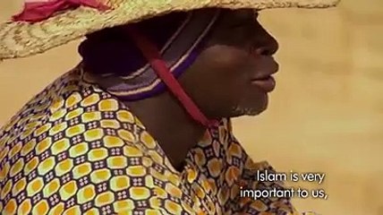 Çamurdan cami işte böyle yapılır...