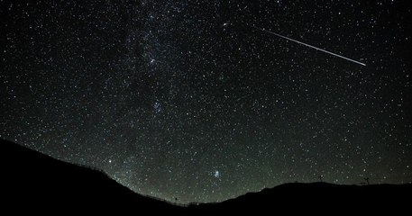 Dans la nuit du 5 au 6 mai, ne manquez pas les Êta Aquarides, une magnifique pluie d'étoiles filantes