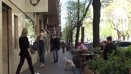 BUDAPEŞTE - Macaristan'da "aşı kimliğine" sahip vatandaşlar daha fazla olanaktan faydalanıyor