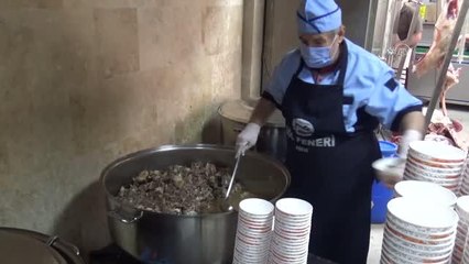 Aşevi, yaşlı ve engellilerin evlerine 11 yıldır sıcak AŞ ulaştırıyor