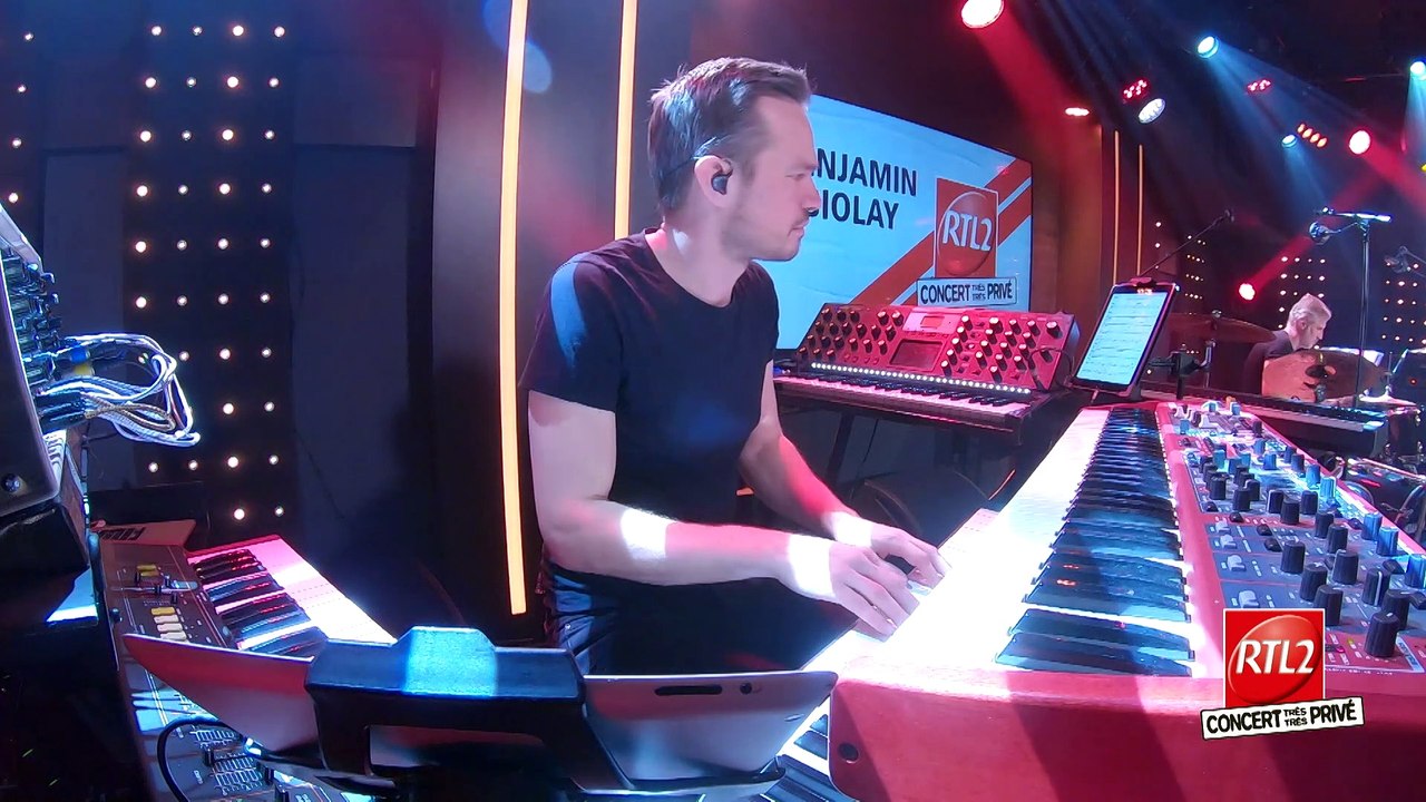 Benjamin Biolay : "Rue Saint-Louis en l'Île" (Concert Très Très Privé RTL2)