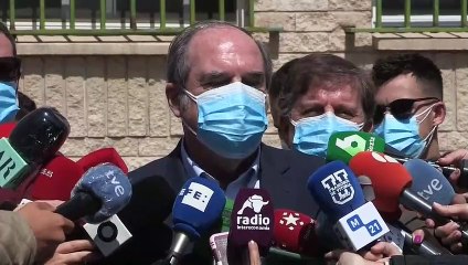 Los candidatos a las elecciones de Madrid votan en una jornada con enormes colas
