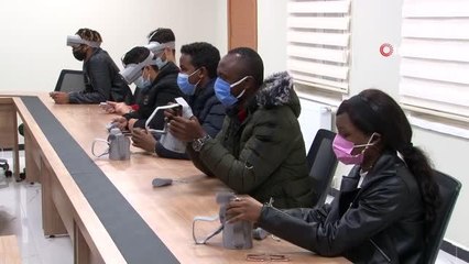 Yabancı öğrenciler Türkçeyi sanal gerçeklikle öğreniyor