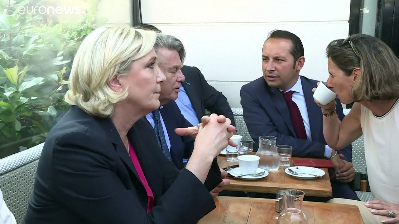 Prozess um IS-Schockbilder: Rechtspopulistin Le Pen freigesprochen