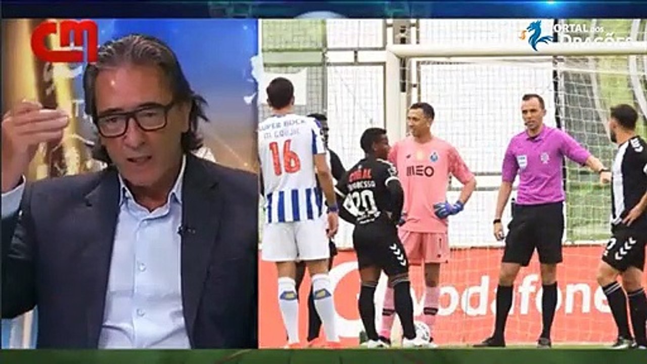 Rodolfo Reis: "Que o VAR não esteja com os copos"