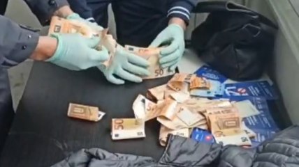 Genova - Scovati 100mila euro non dichiarati in viaggio per Tunisi (04.05.21)