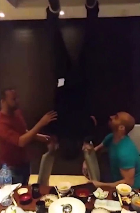 Restoranda amuda kalkmak isteyen gencin hazin sonu