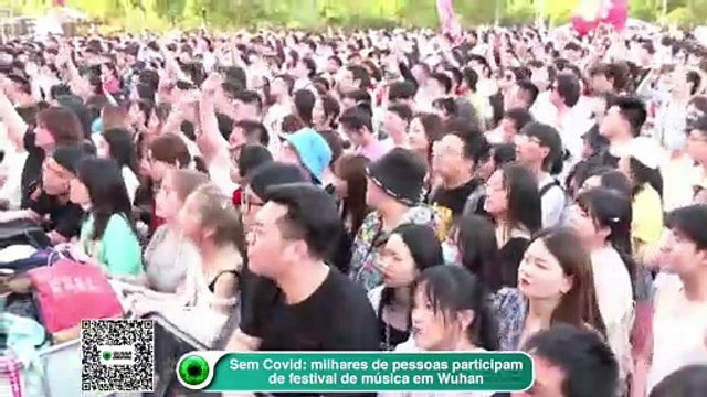 Sem Covid- milhares de pessoas participam de festival de música em Wuhan