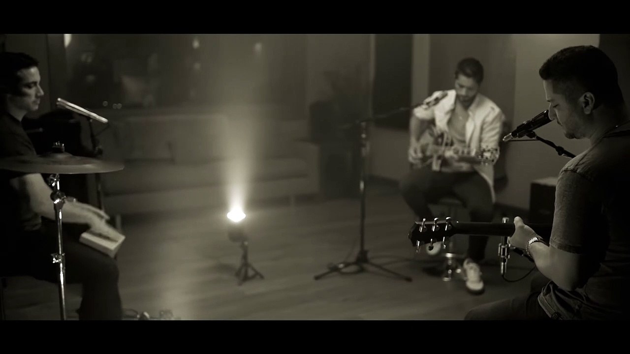 Yellow - Coldplay (Boyce Avenue acoustic cover)