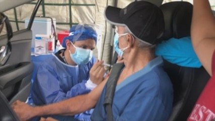 Ecuador aplica programa piloto de vacunación en carro