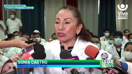 Minsa inmuniza a trabajadores de primera línea de salud