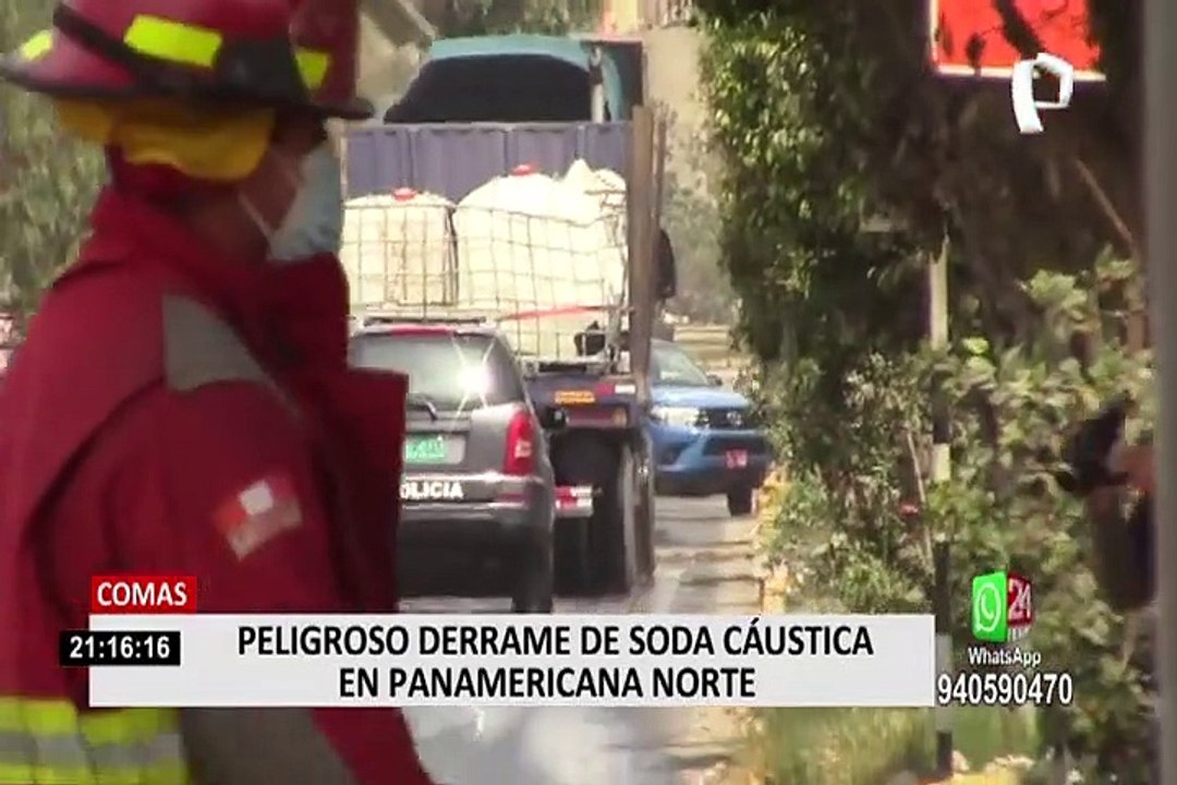 Comas: bomberos controlan derrame de productos químicos en una vía