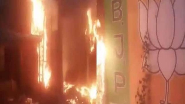 Post-poll violence in Bengal; Twitter suspends Kangana Ranaut's account; more