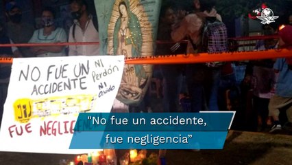 Colocan altar en memoria de las personas fallecidas en accidente de Línea 12 del Metro