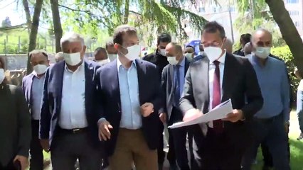 Ekrem İmamoğlu'ndan "elin arkada geziyorsun" göndermesi