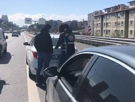 KISITLAMADA MAKAS ATAN SÜRÜCÜLERE CEZA YAĞDI