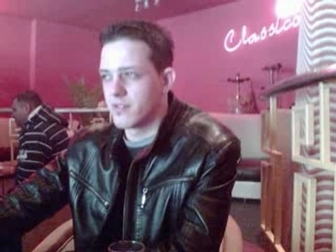 SENI SEVIYORUM GuZeL GoZLUm.........