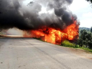 - Güneş panelinin patlayan aküsü 2 bağ evini küle çevirdi