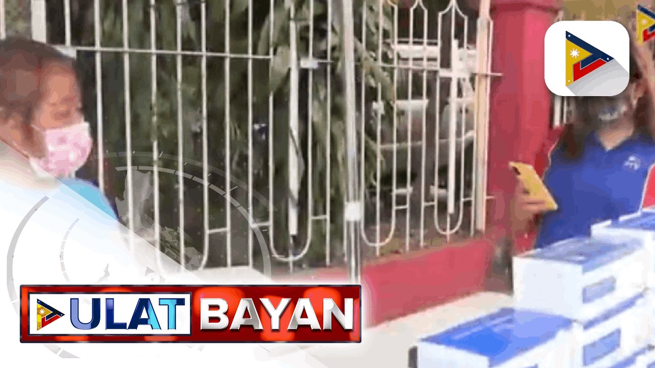 Pangulong Duterte, kinilala si Sec. Duque bilang bayani sa laban ng Pilipinas vs. COVID-19; ilang senador, umalma sa pagtawag ni Pangulong Duterte kay Sec. Duque bilang bayani