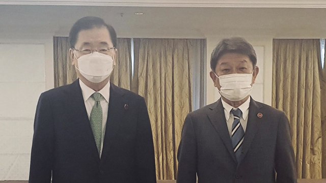 한미일 외교 장관 회담 이어 한일 외교 장관 첫 회동 / YTN