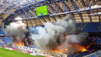 Böyle destek görülmedi, tribünü yangın yerine çevirdiler!