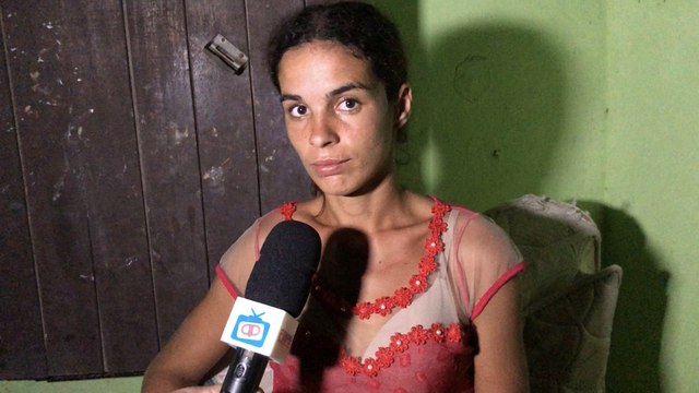 EXTREMA POBREZA EM PEDRAS DE FOGO - MÃE COM FILHO ESPECIAL PASSANDO FOME