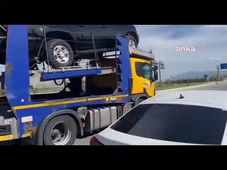 "Birilerinin bayram tatili hazırlığı erken başlamış" dedi ve o görüntüleri paylaştı