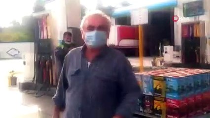 Rize'de bir kişi, 2 düveyi aracının arka koltuğunda yaylaya böyle götürdü