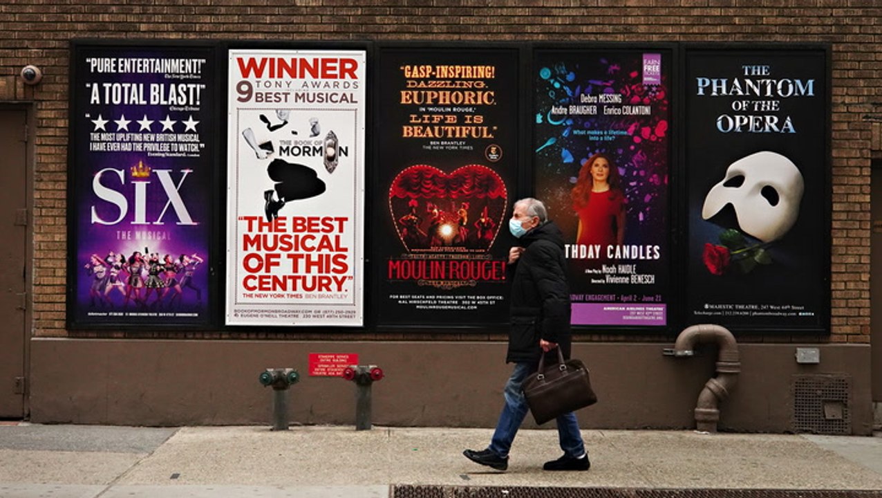 Broadway to Reopen in September at Full Capacity | THR News