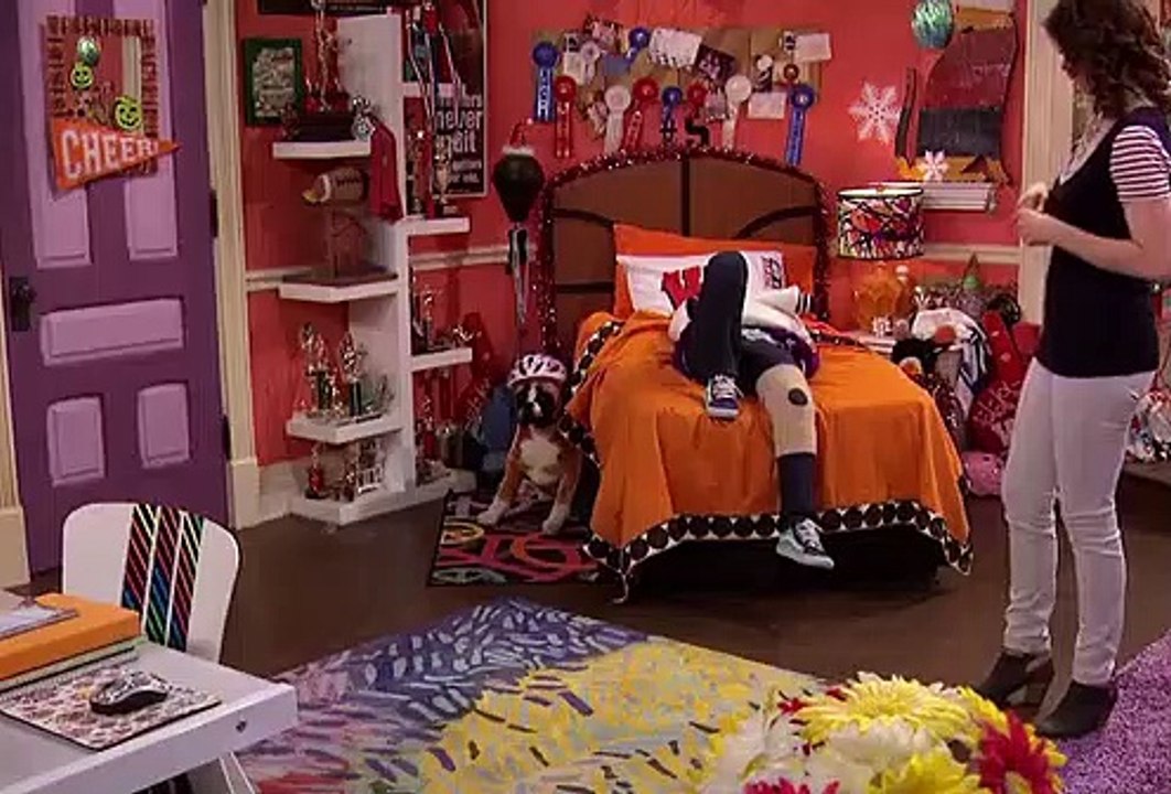 Liv And Maddie 2x07 New Years Eve-a-Rooney