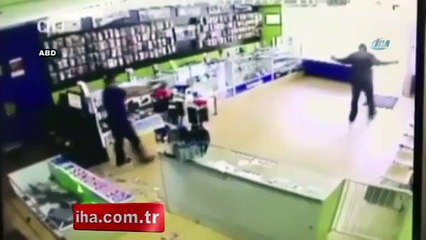 Acemi hırsız neye uğradığını şaşırdı