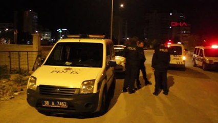 Son dakika! Sokağa çıkma kısıtlamasında polisten kaçan 2 kişiye ceza yağdı