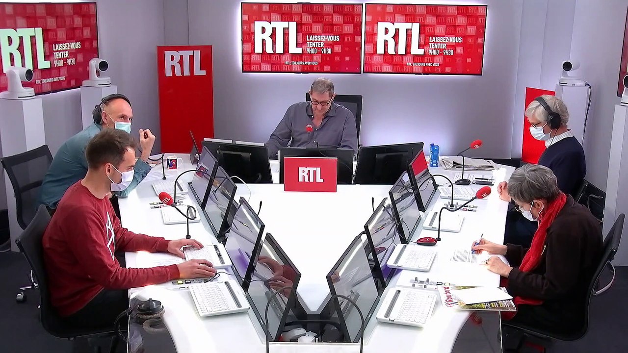 William Boyd est l'un des grands écrivains britanniques d'aujourd'hui et l'un des préférés des lecteurs français. Il revient avec "Trio", un roman à son image, élégant, émouvant et drôle à la fois.