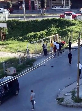 Yabancı uyruklarının kavgasında tekme ve yumruklar havada uçuştu