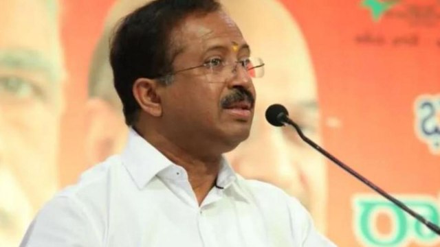Bengal: BJP's Muraleedharan's car attacked by locals