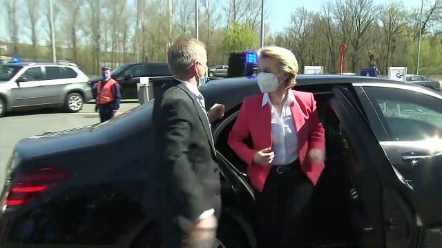 La UE dispuesta a discutir la suspensión de las patentes de vacunas